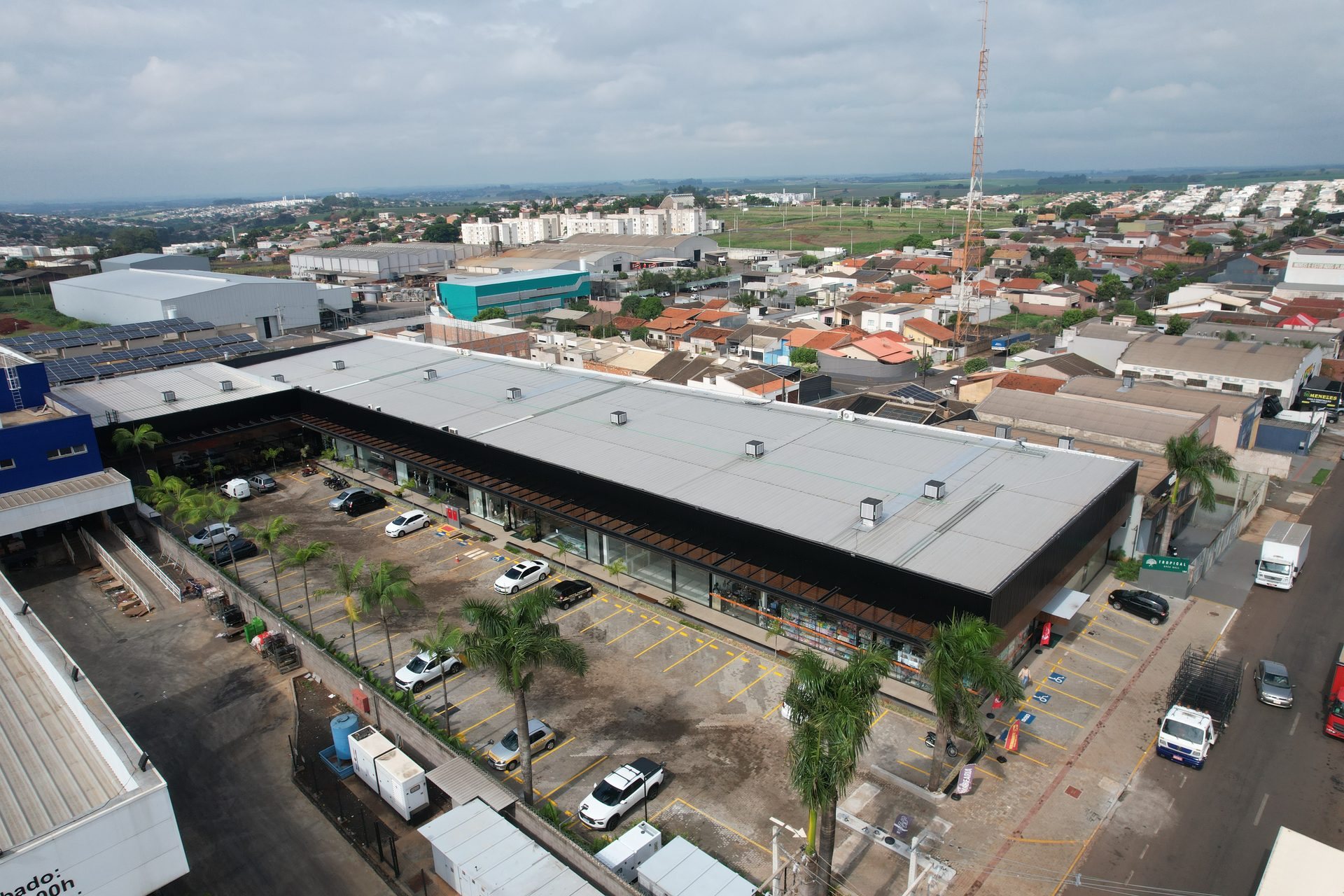 Tropical Mall